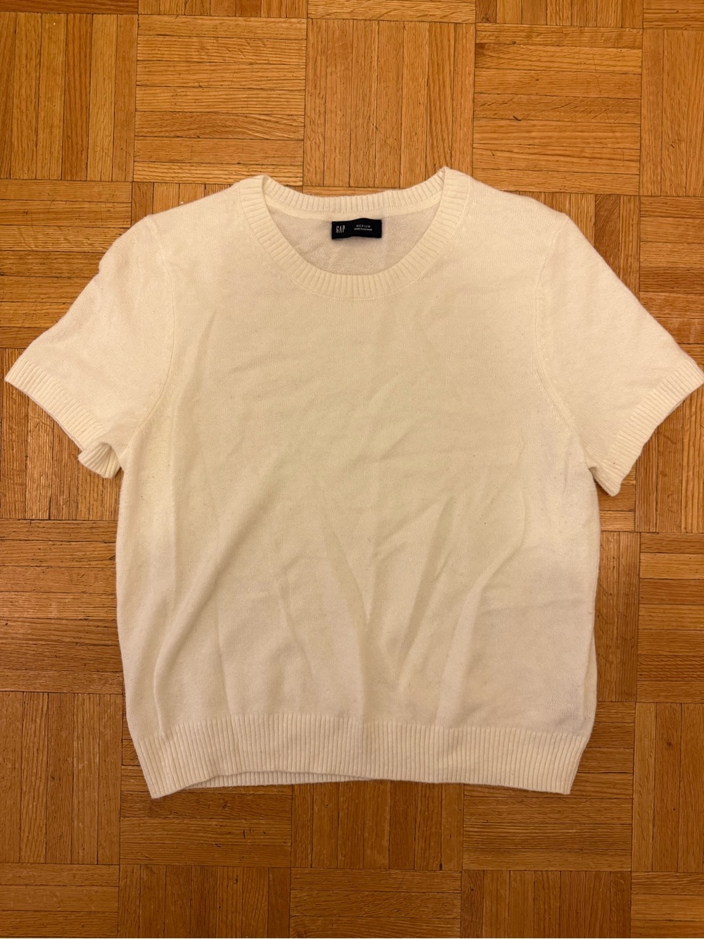 Gap women’s Short-Sleeve Crewneck Sweater in Off-White